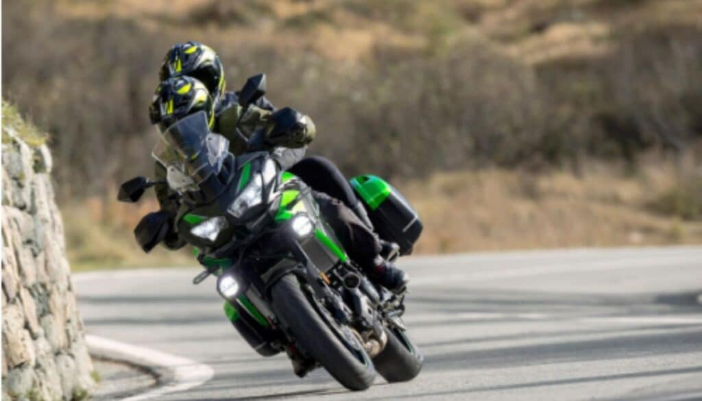 2024 Kawasaki Versys 650 जानिए फीचर्स, स्पेसिफिकेशन्स, और प्राइस